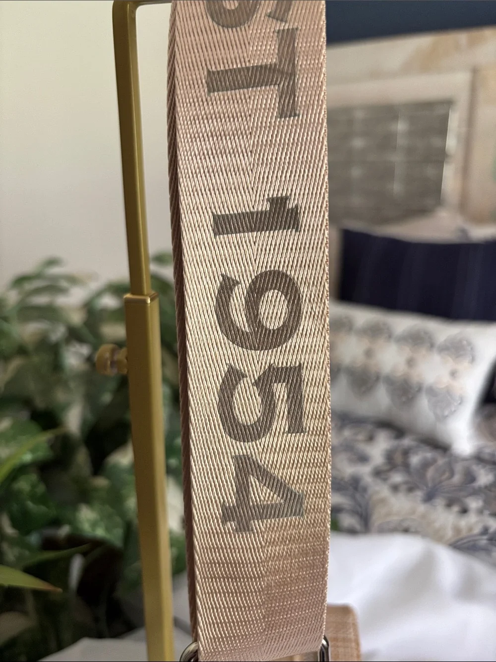 Vintage Havana Beige Woven Crossbody with Gold Star